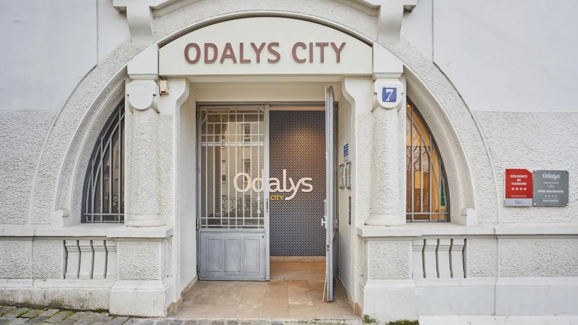 Apart-hotel Odalys Montmartre Paris